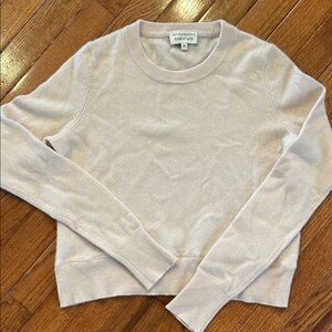 White + Warren Soft Beige Cashmere Crew Neck Sweater